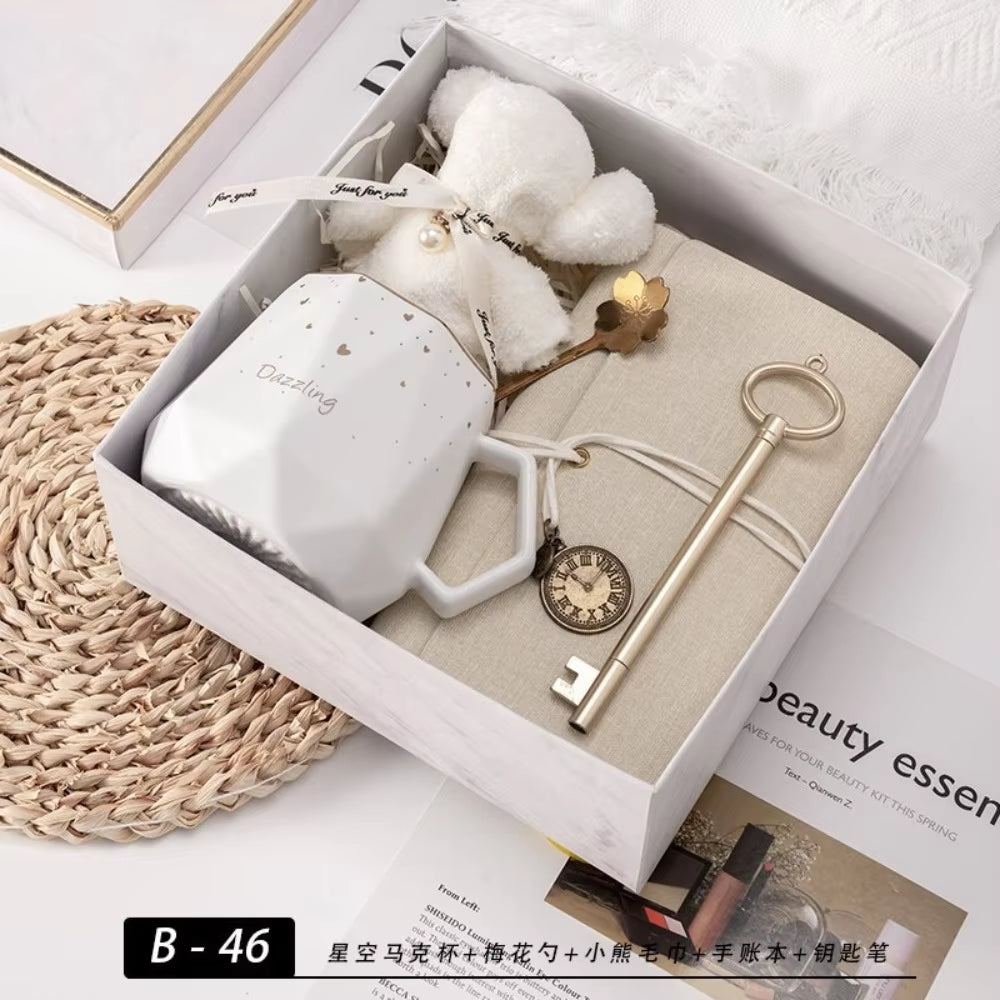 Souvenir Gift Set, Small Gift, Opening to Give Staff Thermos Cup Gift Box