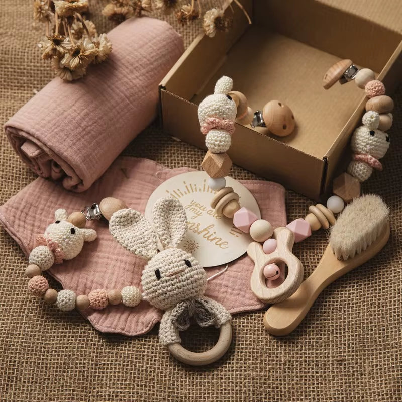 Newborn Bath Gift Set Double Sided Cotton Blanket Wooden Milestone Cards Gifts Box Wooden Crochet Rattle Brushs for Baby Shower