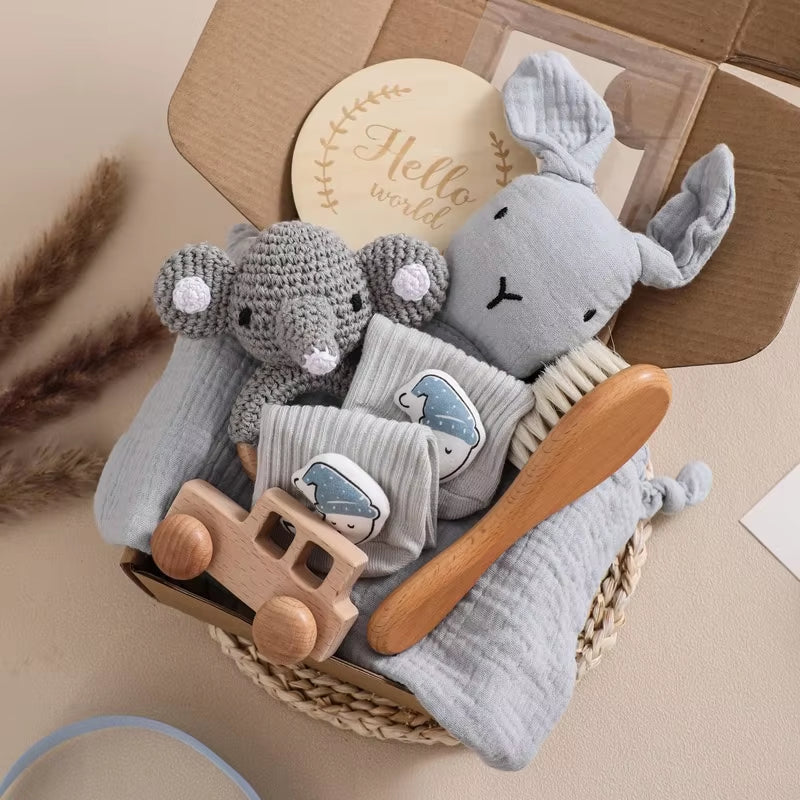 Newborn Bath Gift Set Double Sided Cotton Blanket Wooden Milestone Cards Gifts Box Wooden Crochet Rattle Brushs for Baby Shower