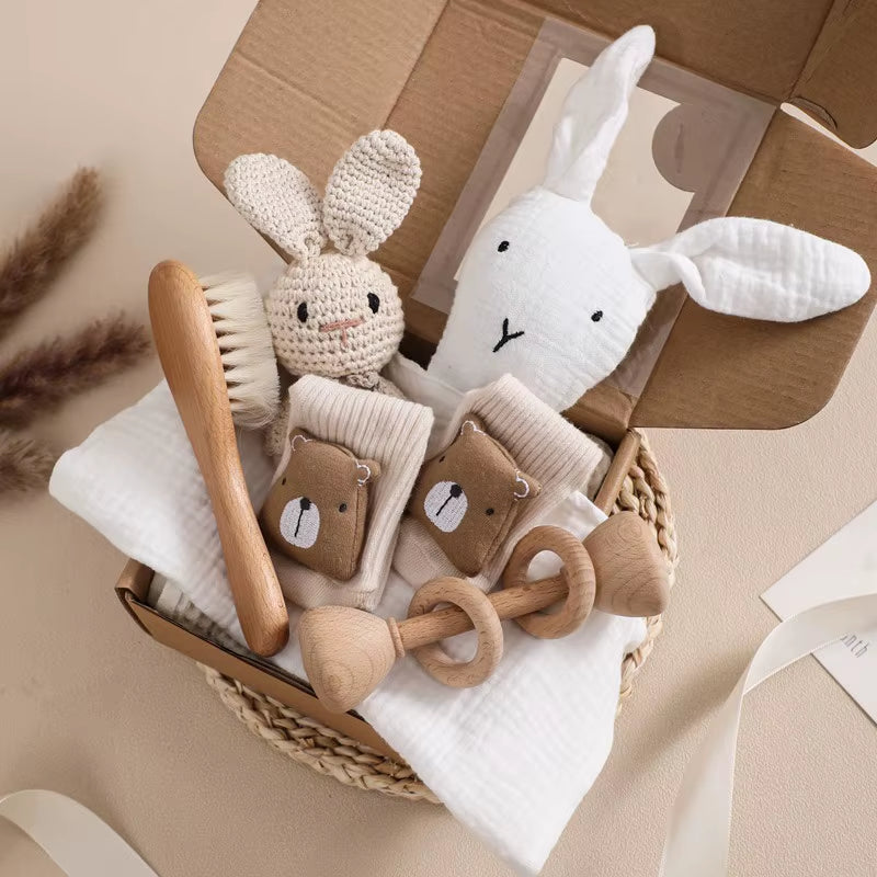 Newborn Bath Gift Set Double Sided Cotton Blanket Wooden Milestone Cards Gifts Box Wooden Crochet Rattle Brushs for Baby Shower