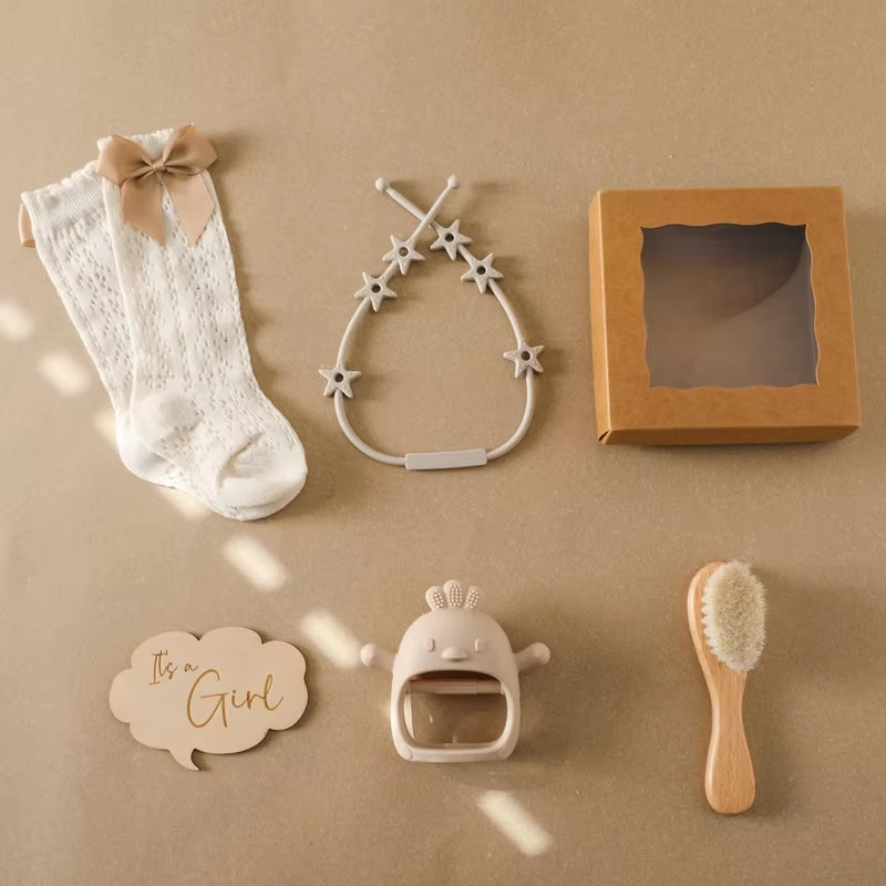 Baby Towel Newborn Bath Set Gifts Box Double Sided Cotton Blanket Wooden Rattle Brushs Bracelet Crochet Baby Bath Gifts Products