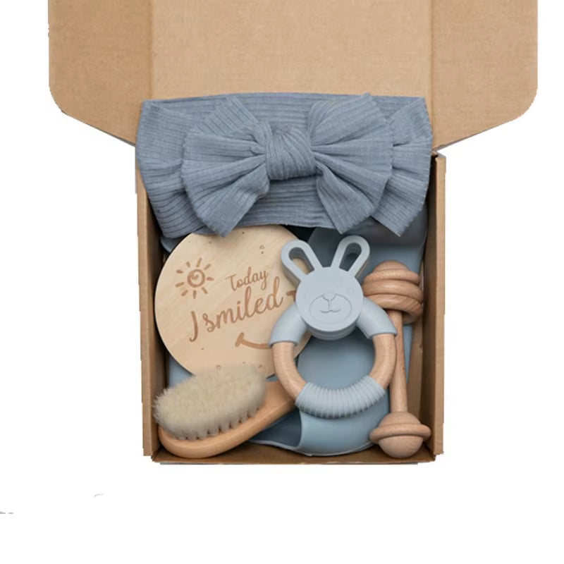 Baby Wooden Crochet Rattle Brushs Bracelet Towel Double Sided Cotton Blanket Newborn Bath Set Gifts Box for Baby Shower Gift