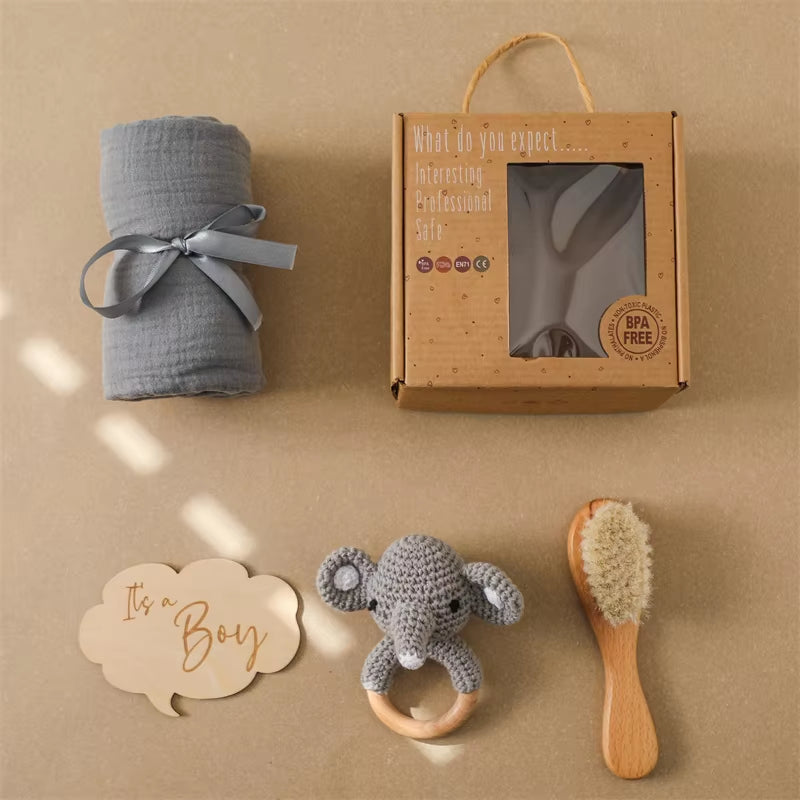 Baby Towel Newborn Bath Set Gifts Box Double Sided Cotton Blanket Wooden Rattle Brushs Bracelet Crochet Baby Bath Gifts Products
