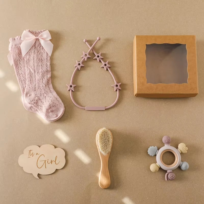 Baby Towel Newborn Bath Set Gifts Box Double Sided Cotton Blanket Wooden Rattle Brushs Bracelet Crochet Baby Bath Gifts Products