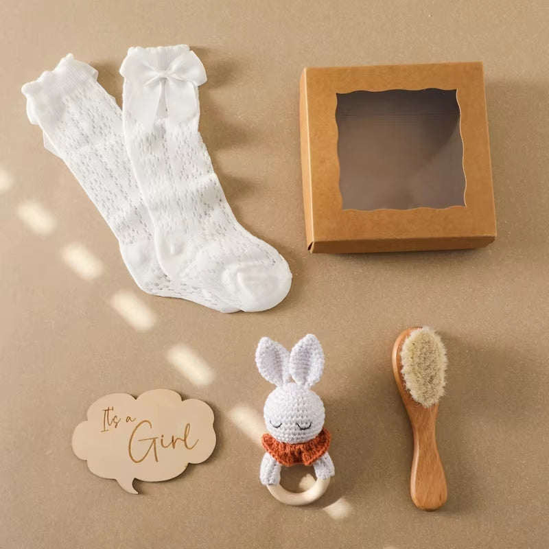 Baby Towel Newborn Bath Set Gifts Box Double Sided Cotton Blanket Wooden Rattle Brushs Bracelet Crochet Baby Bath Gifts Products